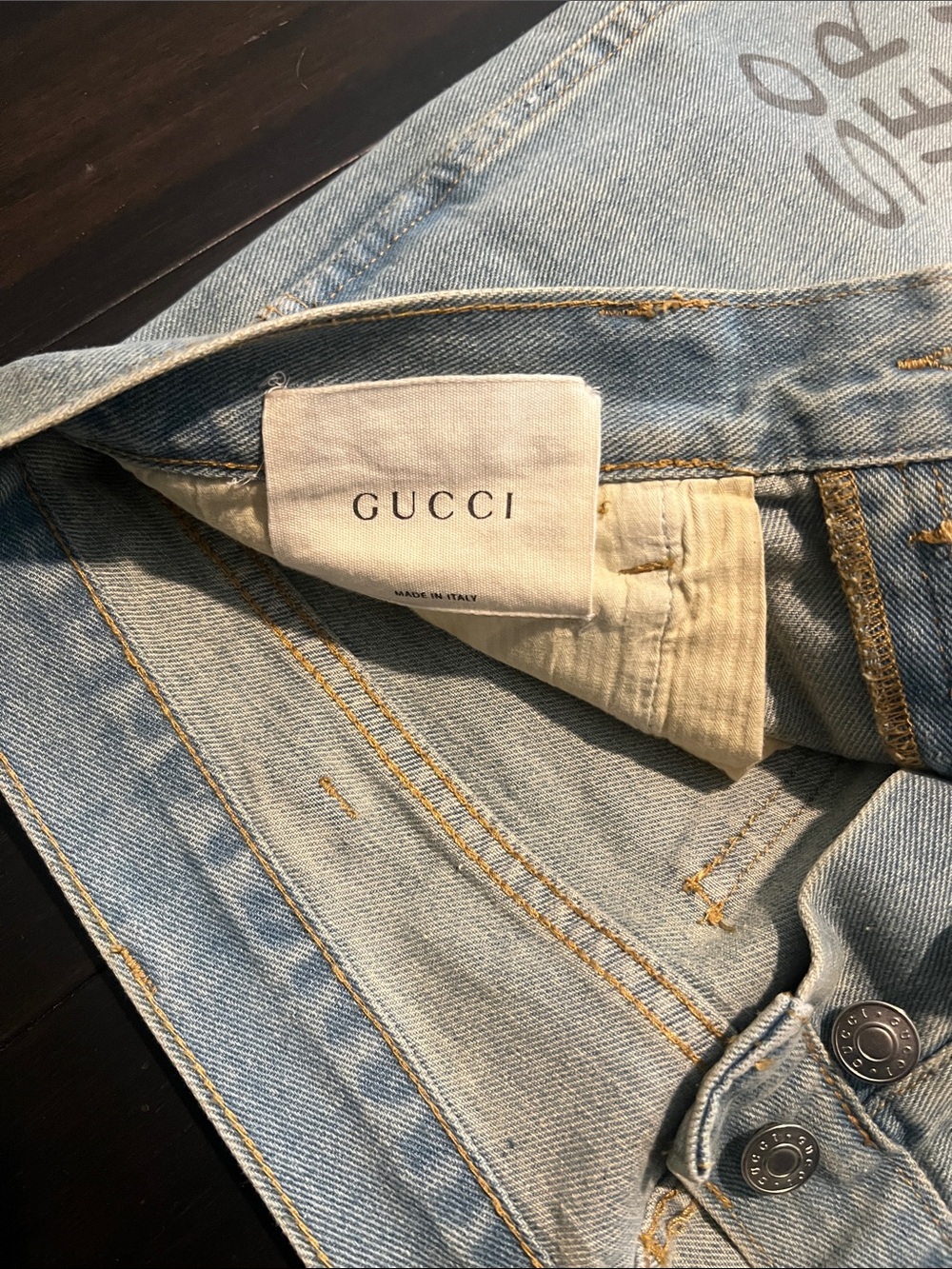Gucci Light Blue Graffiti Denim Jeans with Script Detail - Picture 2 of 6